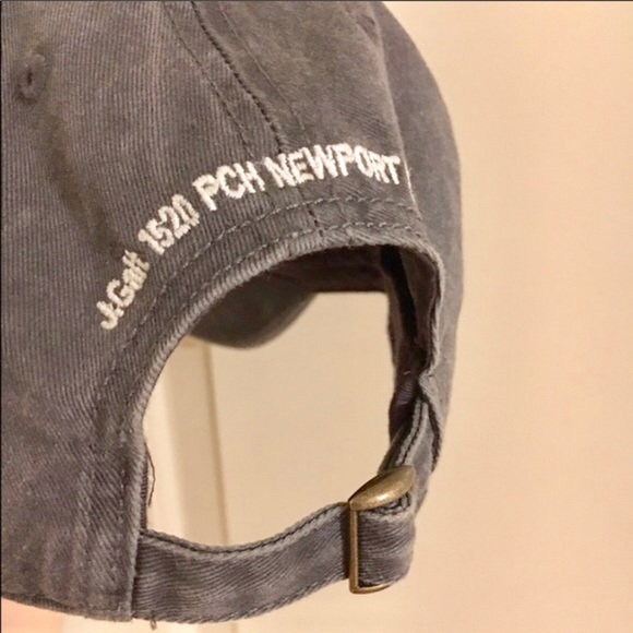 Brandy Melville Cap - Picture 3 of 4